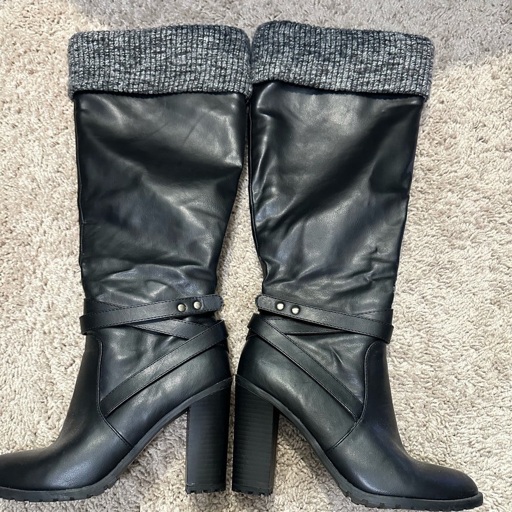 Black 7 1/2 boots